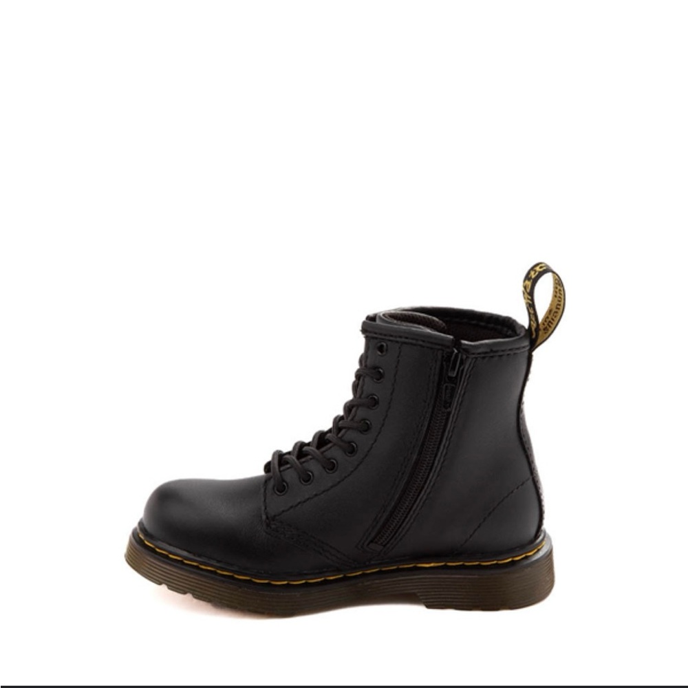 Youth Dr. Marten black leather lace up Size 3